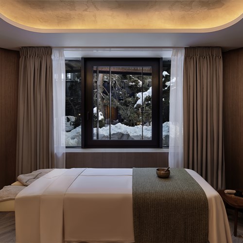 Six Senses Crans-Montana Spa Treatment Room ©Six Senses Hotels Resorts & Spas.jpg