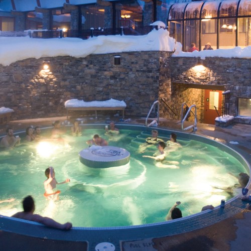 Sunshine Mountain Lodge, large outdoor hot tub, ski accommodation in Canada