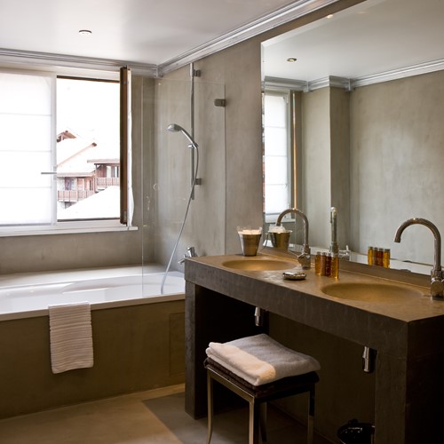 Hotel Ormelune-Val d'Isere-France-bathroom