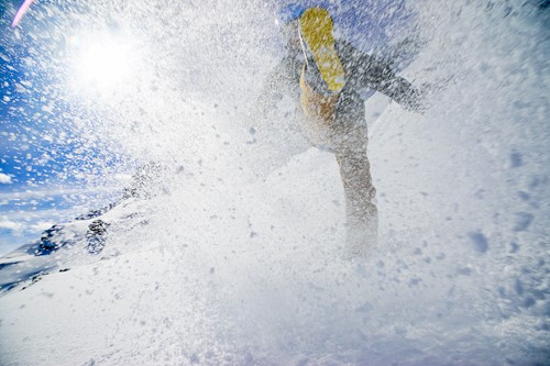Morzine, kicking snow spray.jpg