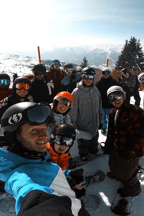 group of skiers, big group ski holiday, group skiing
