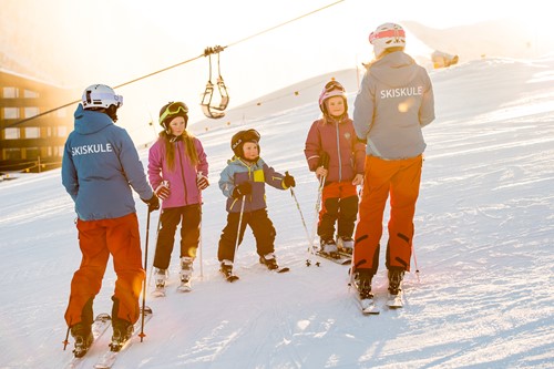 ski school group on the slopes, ski tuition in Myrkdalen, Norway