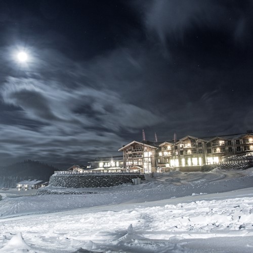 Norefjell ski & spa-Norefjell ski resort-Norway-hotel exterior at night