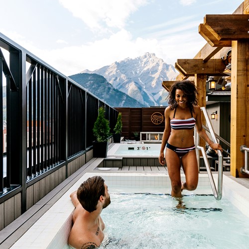 rooftop hot tub, Mount Royal ski hotel in Banff, Canada