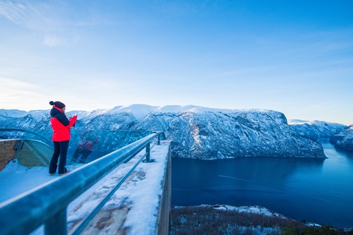 Stegastein frozen viewoint-Flam-Norway