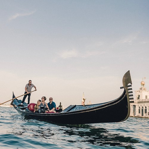 Venice-Italy-multicentre-gondola trip