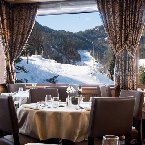 Hotel Beauregard-La Clusaz-mountain view from the restaurant