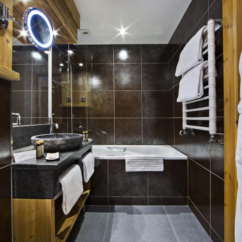 Hotel Beauregard-La Clusaz-bathroom