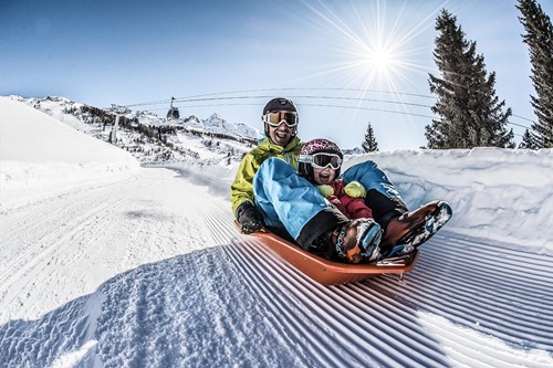 les arcs sledging luge adult and child