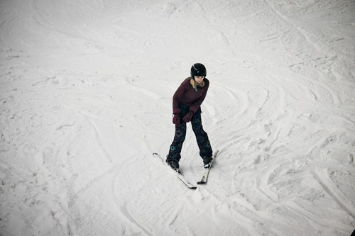 Hemel-Hempstead-claire-skiing.jpg