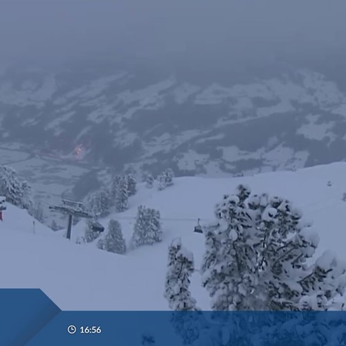 Mayrhofen Penken webcam 16:56 11th Jan