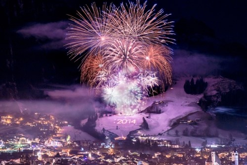 neujahrs-feuerwerk-in-kitzbuehel.jpeg