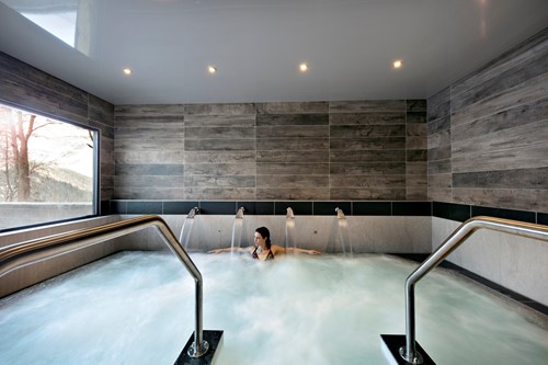 chalets elena luxury ski breaks whirlpool