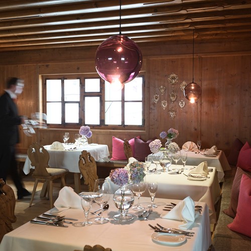 Elisabeth-Hotel-Mayrhofen-Stuben-1.jpg