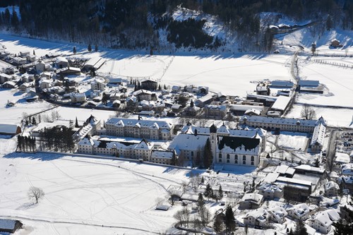Engelberg-ski-resort-Switzerland-monastery from above