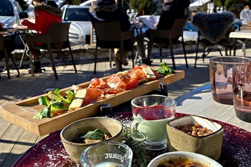le cepe meribel restaurants outdoor terrace