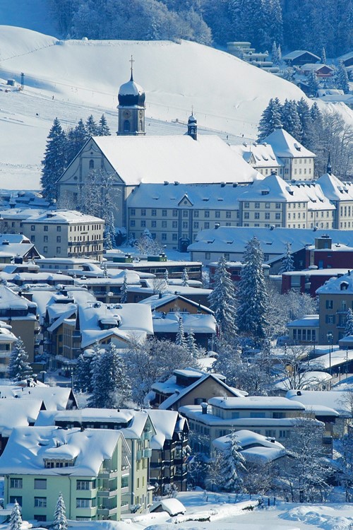 Engelberg town and Kloster