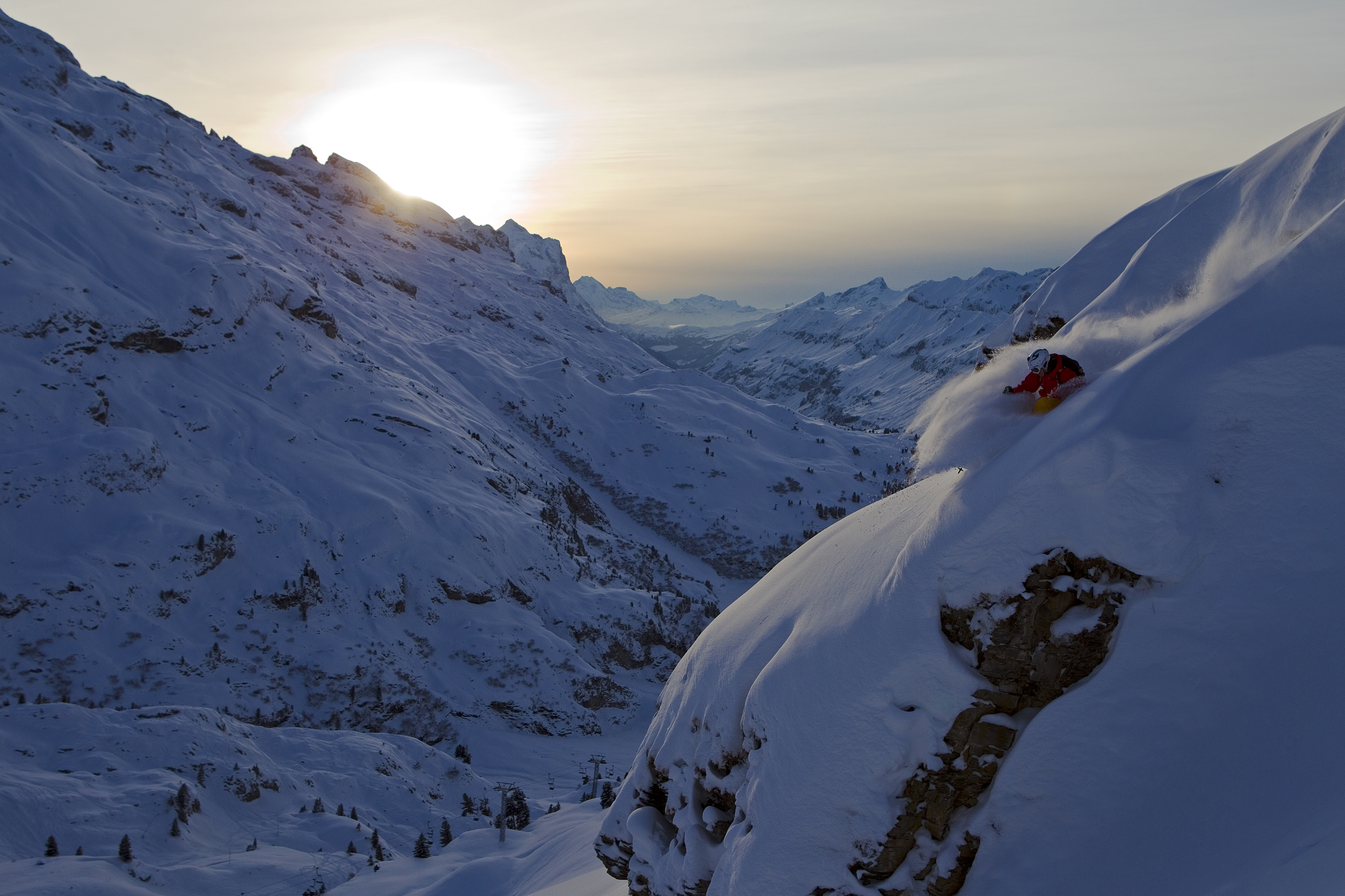 Engelberg-Switzerland-cliff-skiing