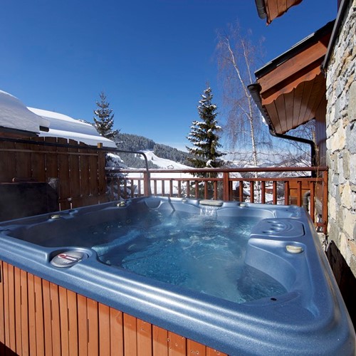 chalet-monique-courchevel-Hot_Tub.jpg