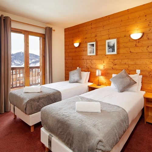 chalet-monique-courchevel-twin-room.jpg
