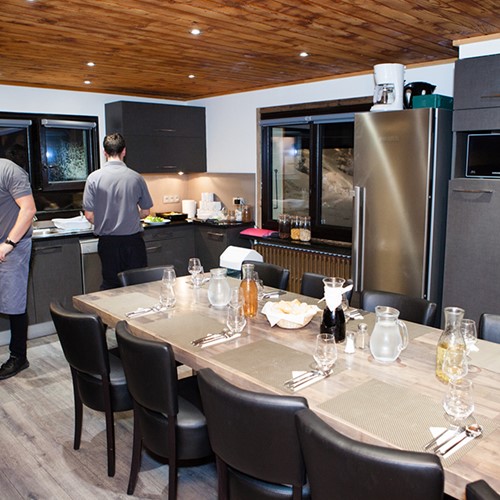 chalet-jean-france-avoriaz-chef-hosts.jpg