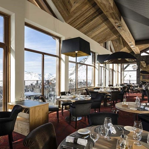 koh-i-nor-hotel-val-thorens-restaurant-views.jpg