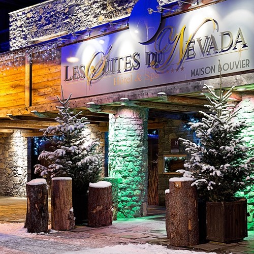 hotel-les-suites-maison-bouvier-tignes-exterior-1.jpg