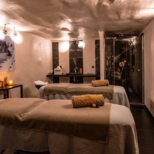 hotel-les-suites-maison-bouvier-tignes-spa-1.jpeg