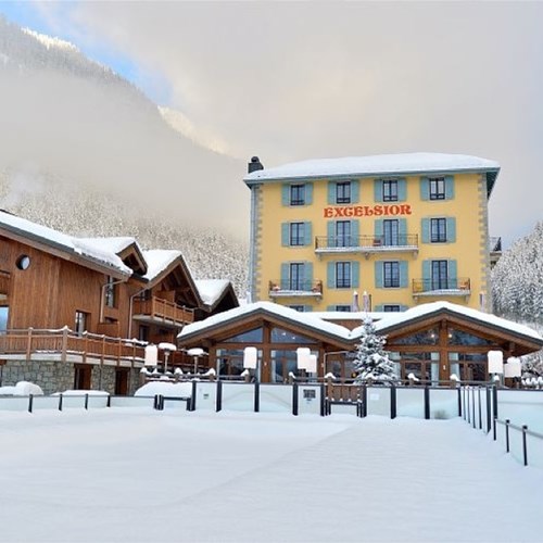 hotel-excelsior-chamonix-exterior-snow.jpg
