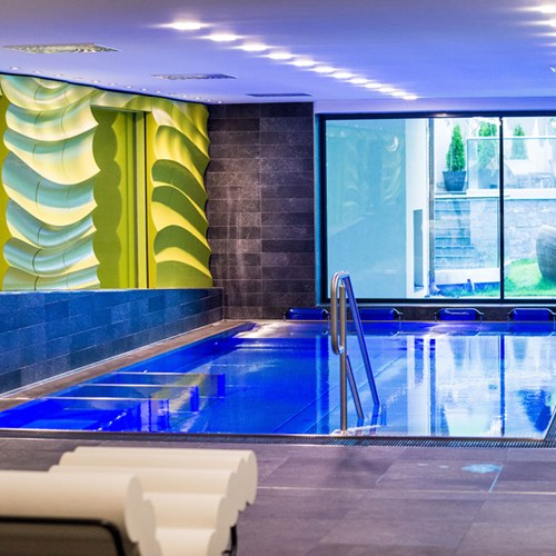 hotel-alpin-saalbach-indoor-pool.jpg
