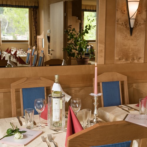 hotel-alpenblick-bad-gastein-dining-room.JPG