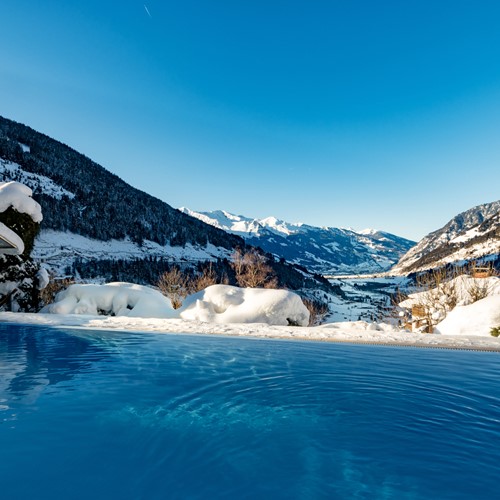 hotel-alpenblick-bad-gastein-outdoor-pool-2.jpg