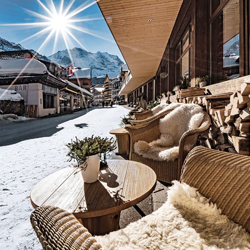 6364f8b6f02257561b9961bd_Hotel4.jpg