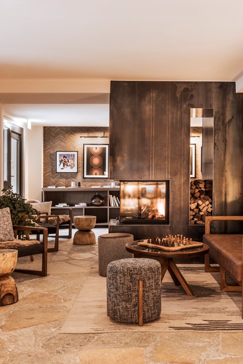 64184a22e715c51ac71f1164_Faern Crans Montana©RomainRicard-43.jpg