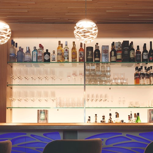 tui-blue-schladming-hotel-bar.jpg