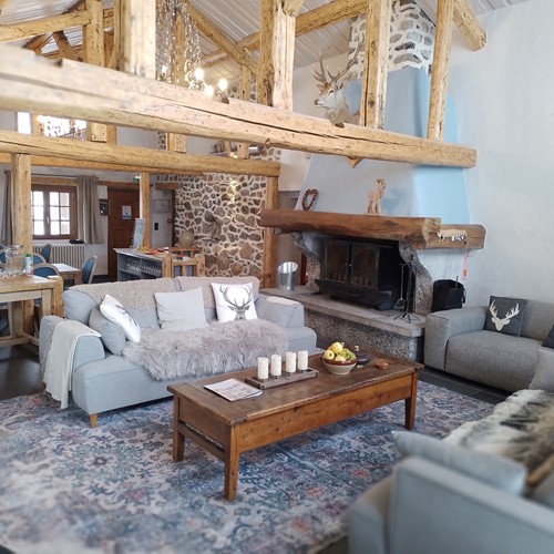 chalet-mouria-lounge-new-1a.jpg