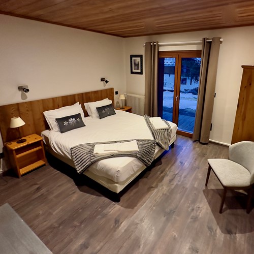 Room-5-mouria.jpg