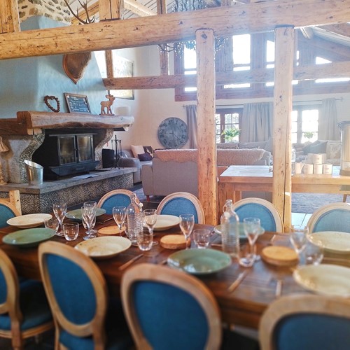 chalet-mouria-dining-area-new-1.jpg