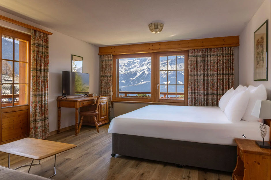 Deluxe with balcony.jpg