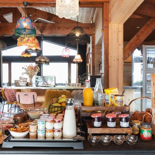 Mamie M - Breakfast.jpg