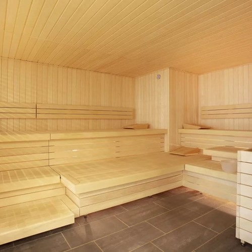 Le Chamois Sauna.jpg