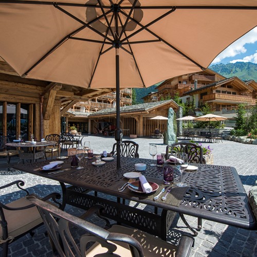Cordee-des-Alpes-Verbier-Terrace.jpg