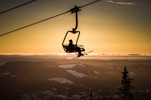 Trysil-sunset-chair-lift