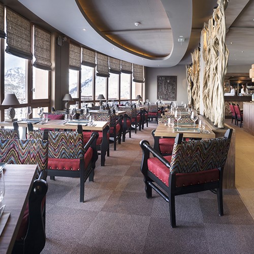 Hotel Le Taos Tignes-restaurant with mountain views