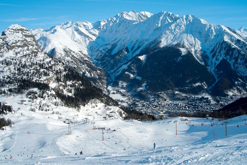 Courmayeur-italy-pistes.jpg