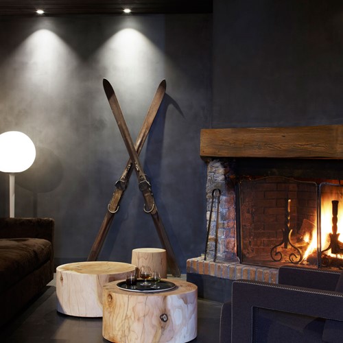 Hotel-Le-Val-Thorens-France-fire-side-seating
