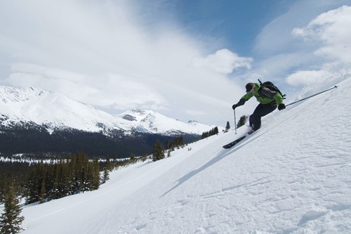 Banff-Canada-skiing.jpg