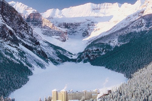 Fairmont Chateau, Lake Louise - Ski Hotel in Lake Louise, Canada