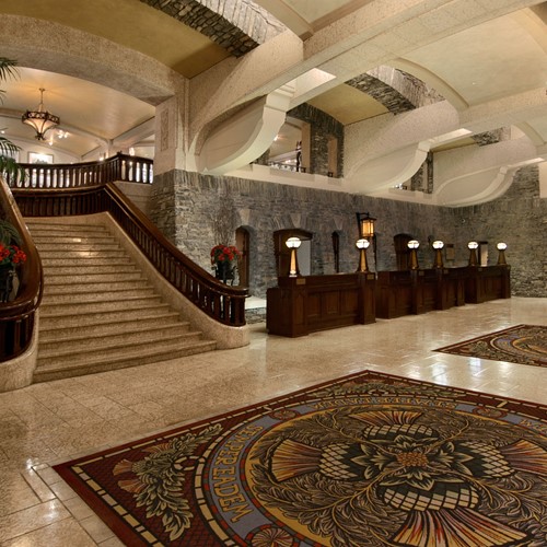 Fairmont Banff Springs, ski hotel in Canada - grand reception