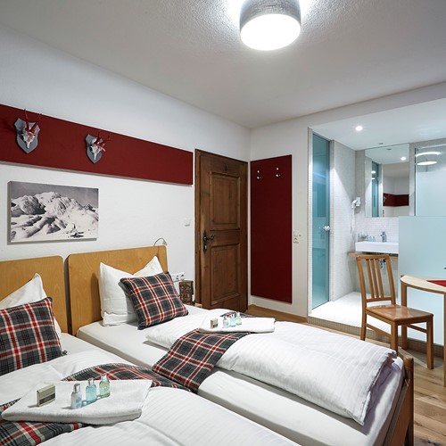 Double room at Chalet Amalien Haus, ski accommodation in St Anton, Austria